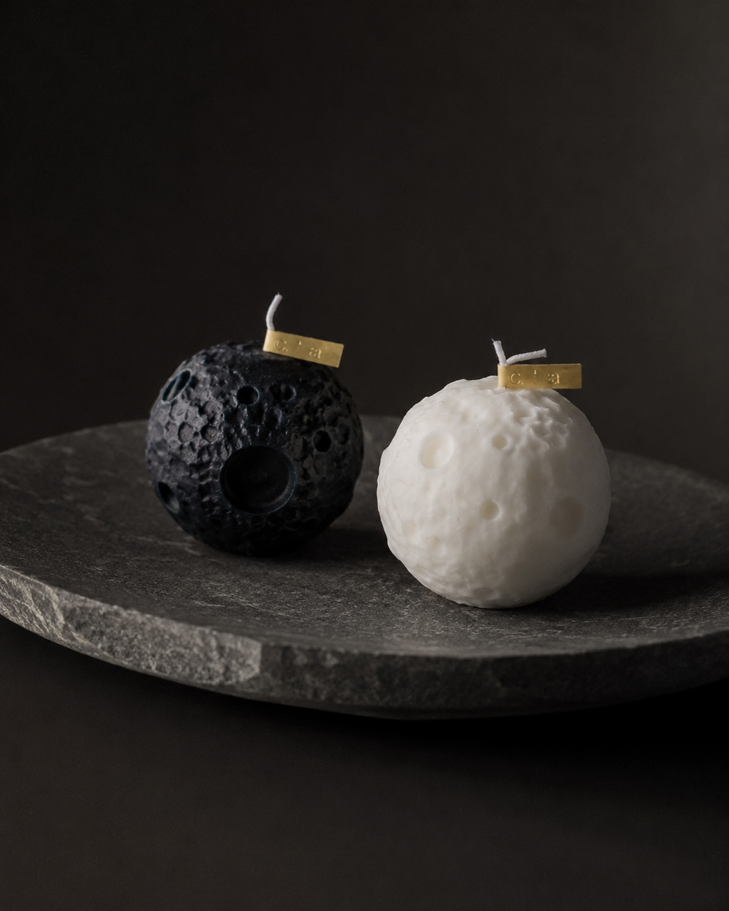 The Pale Moon - English Pear & Freesia